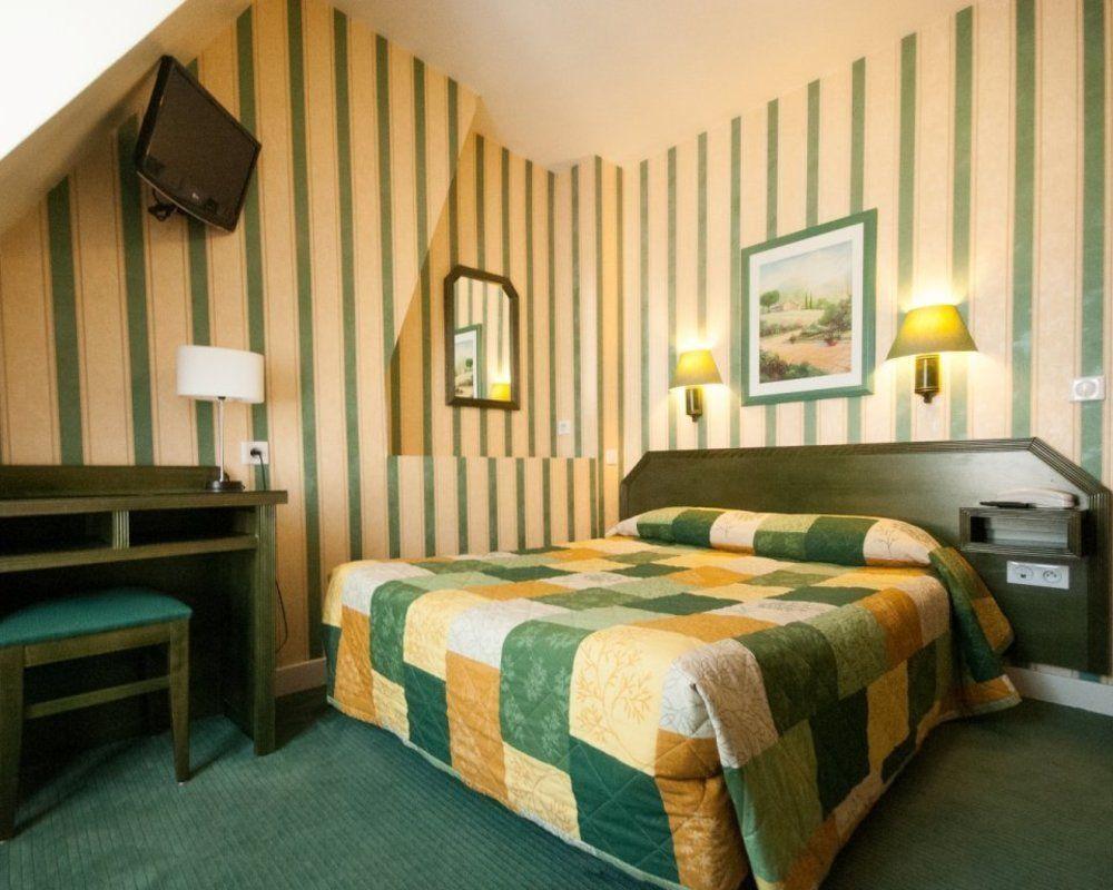 Maison Du Pré 2* Parigi